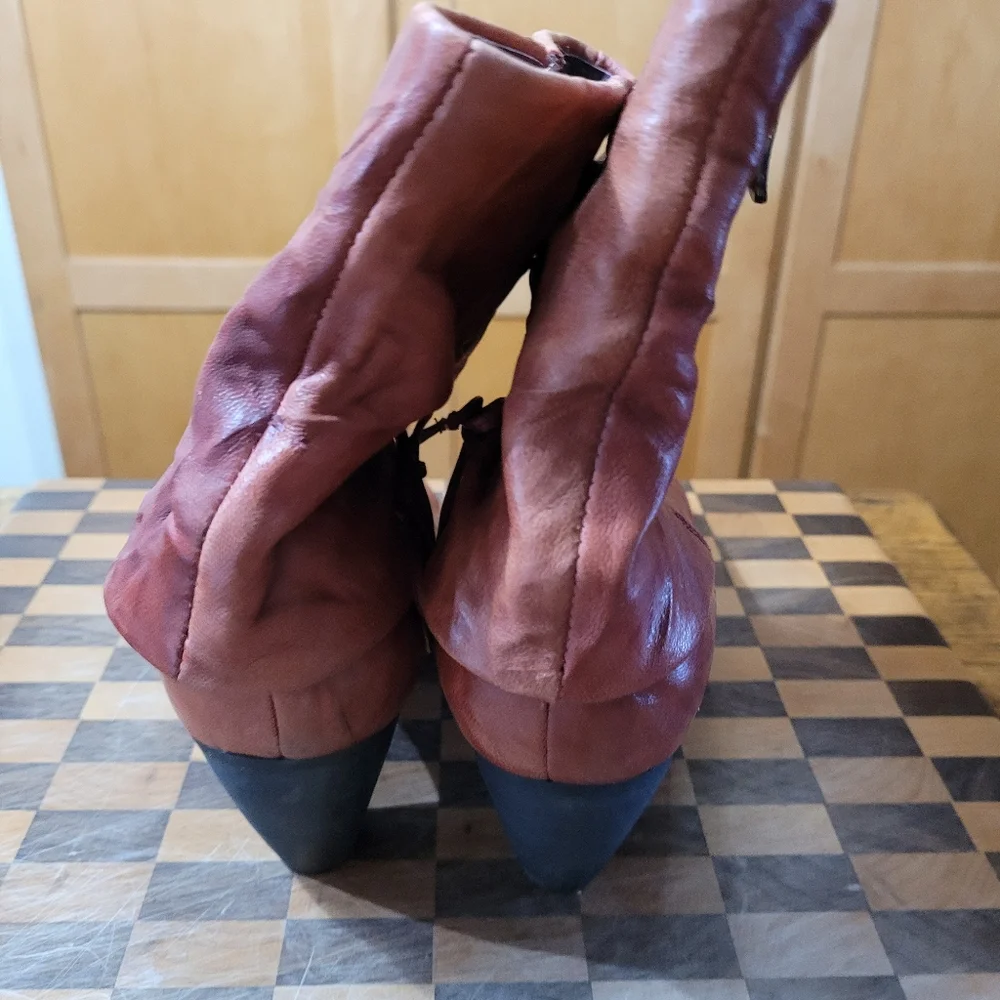 COPY - - Spring Step Boots - Picture 8 of 8